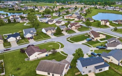 The Benefits of Outsourcing Property Management for Condos and HOAs